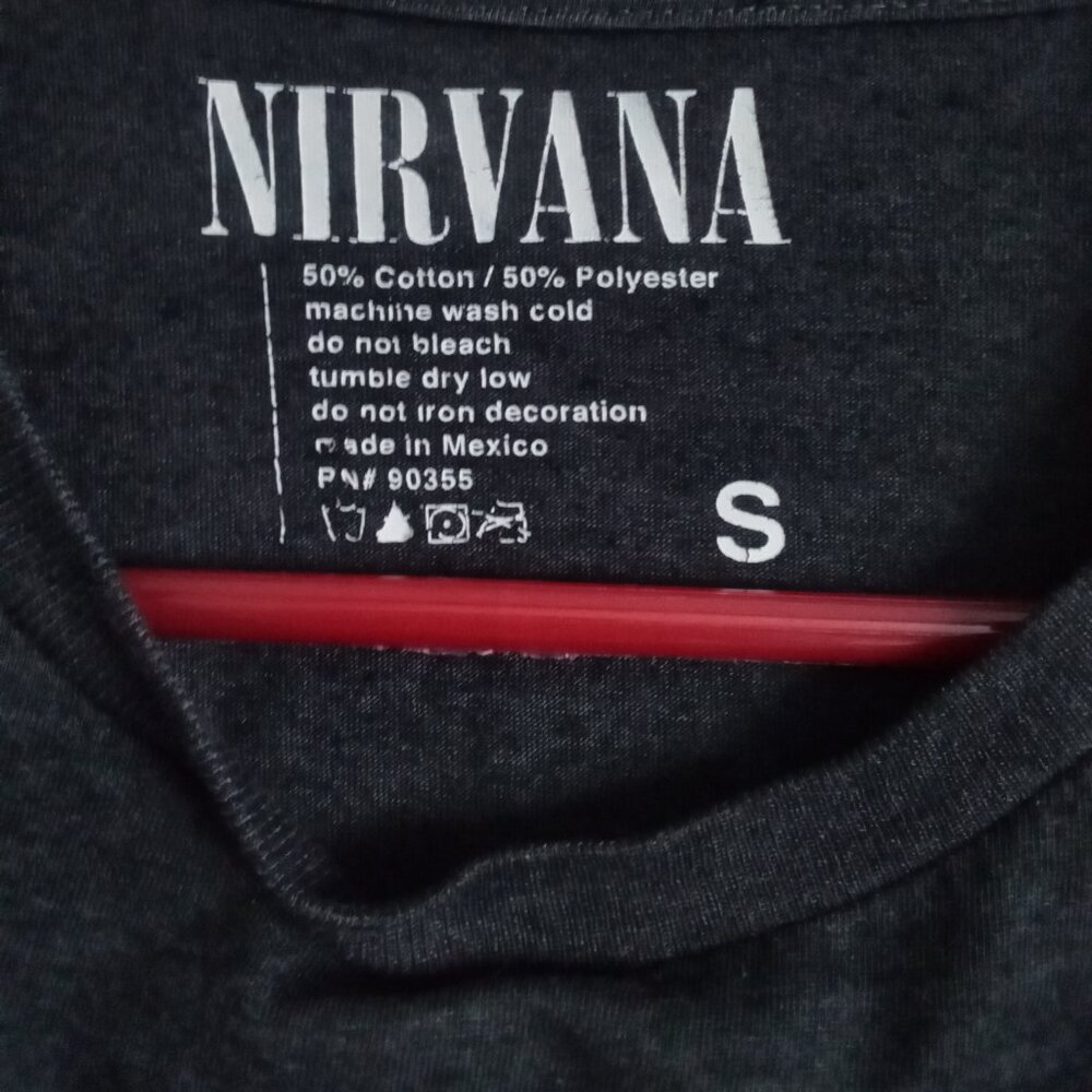 NIRVANA HAPPY FACE GRAPHIC TEE - Picture 5 of 7